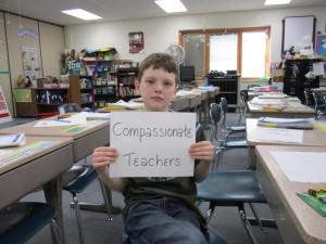 cupcakeaidenwithsign