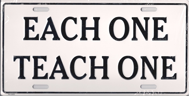 eachteachwhitelicense plate